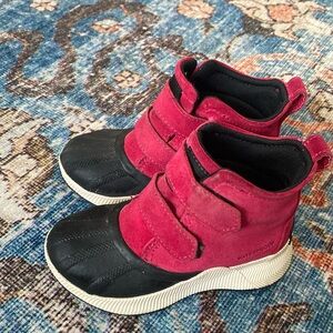 Sorel pink winter boots